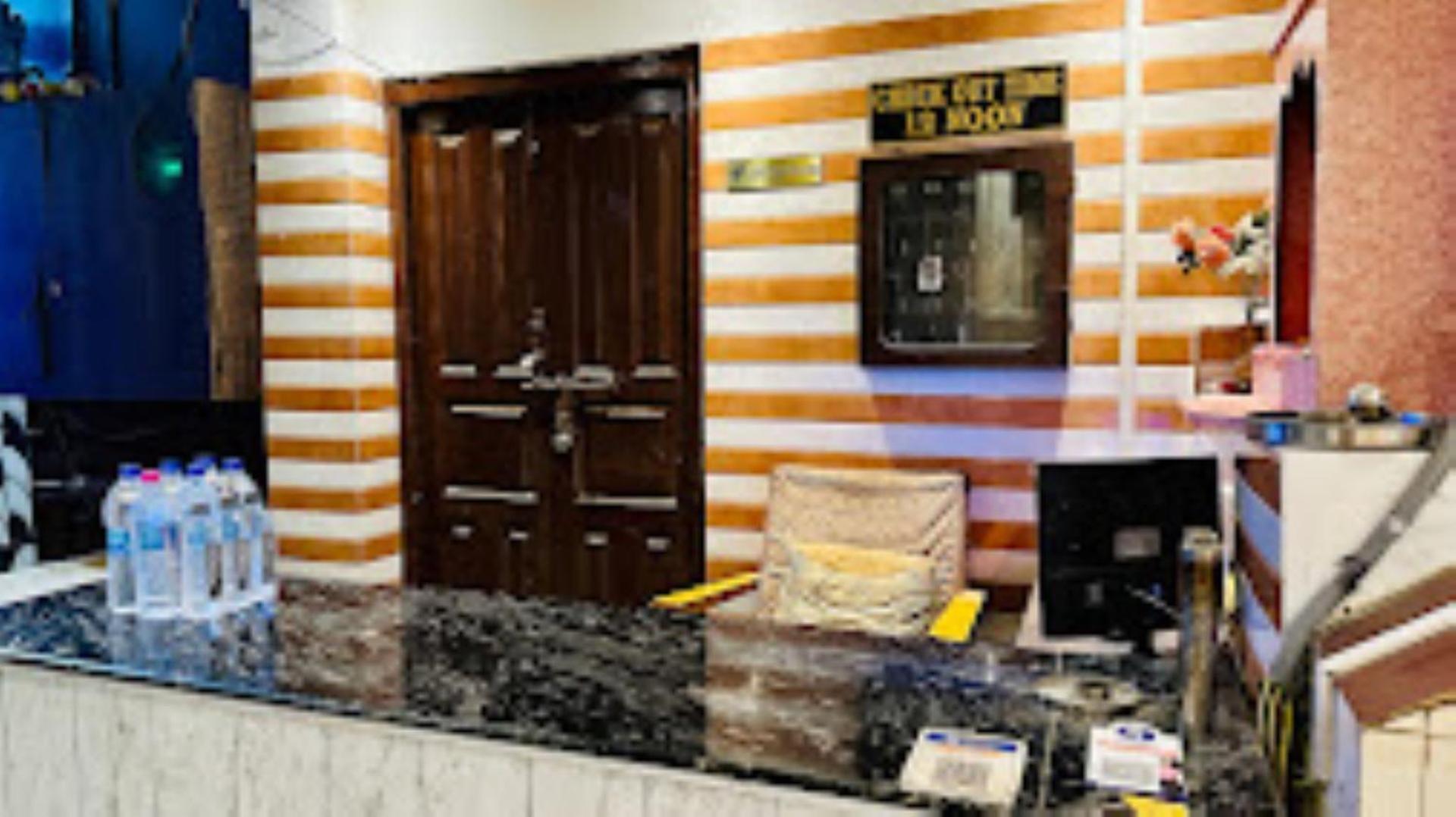 Hotel Nilamber By Grb Lumding Bagian luar foto